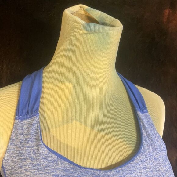 Lululemon tank top 6 (5000D) - Picture 2 of 6